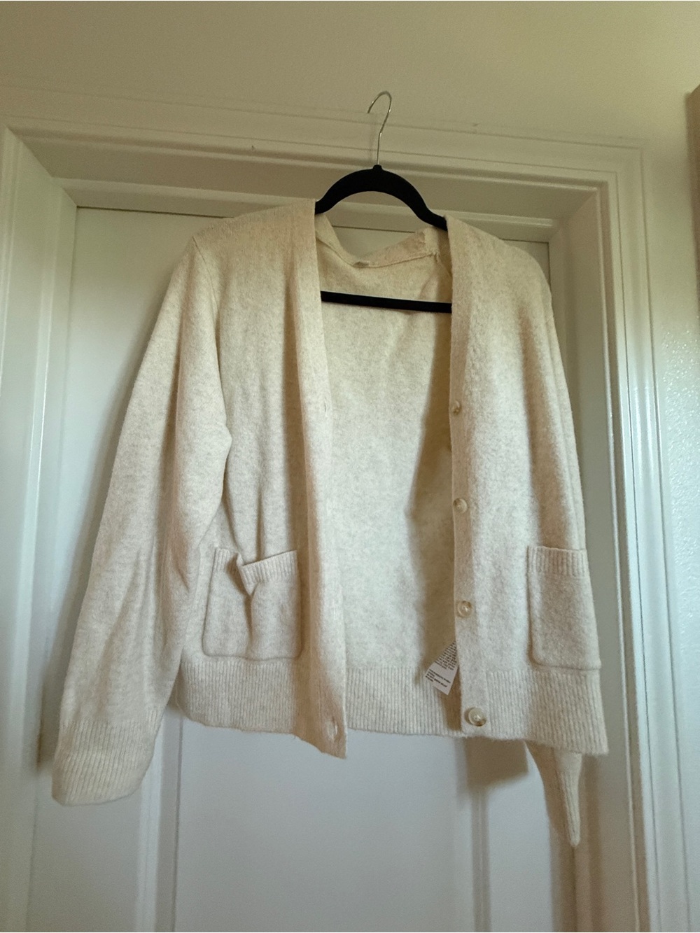 Uniqlo Cream Button-Up Cardigan - Size: 160 kids - wears like Women’s medium